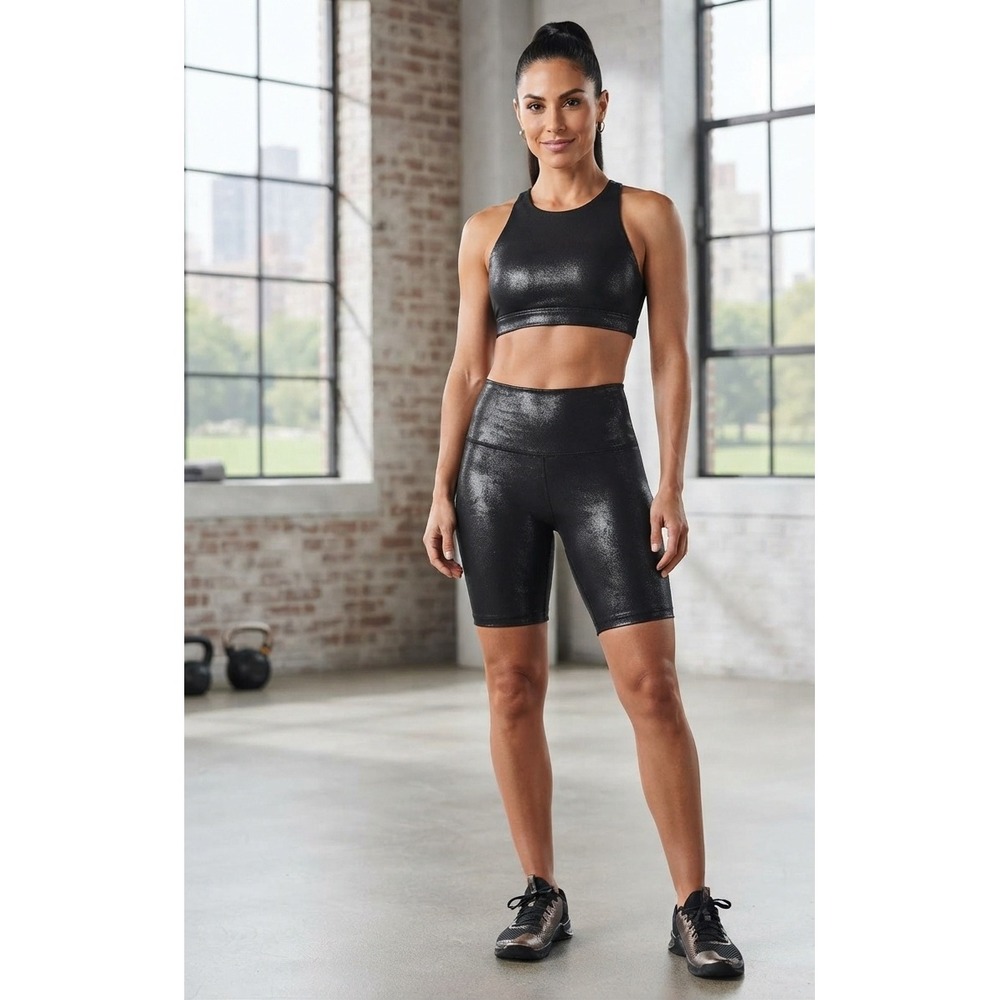 Lululemon Wunder Train High-Rise Short 8 Shine Black Metallic Foil Size 6